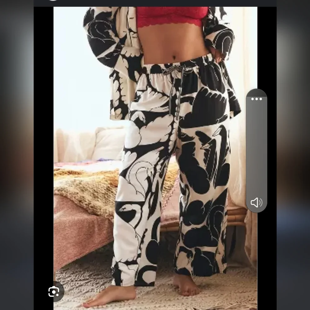 - **NEW** with tags ** BY ANTHROPOLOGIE FLANNEL PAJAMA PANTS